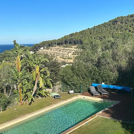Beautiful In Sa Riera Begur * Isla Roja