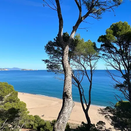 فيلة Beautiful In Sa Riera Begur *
