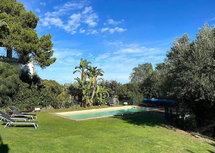 Beautiful In Sa Riera Begur Isla Roja