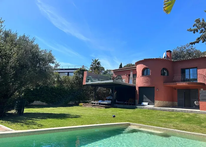 Villa Beautiful In Sa Riera Begur Isla Roja